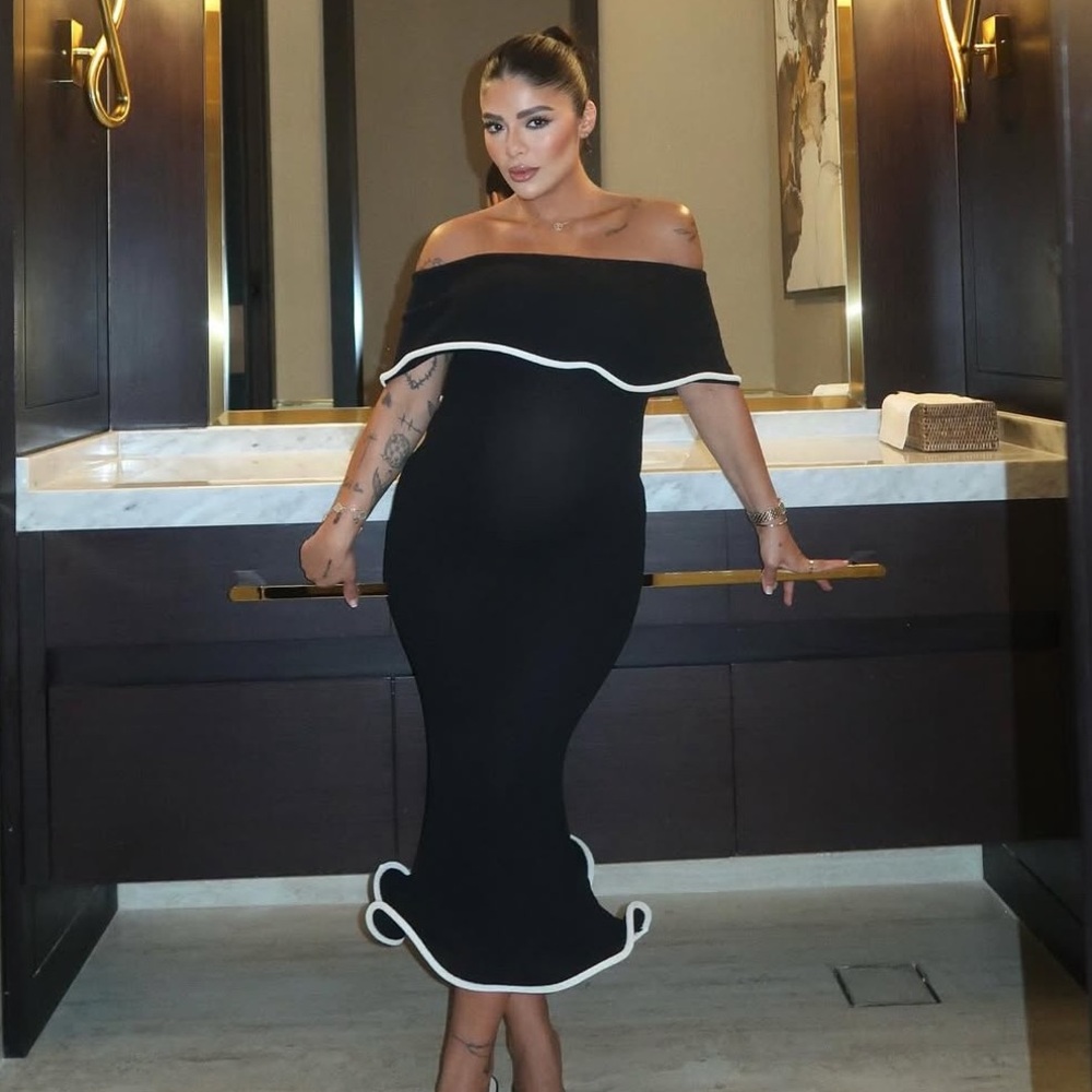 Elegant Black Off-Shoulder Midi Dress